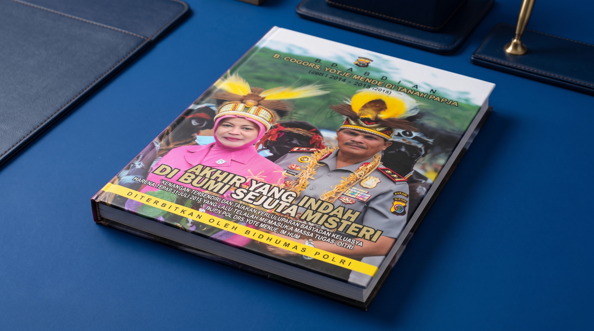 Buku hardcover full color untuk instansi dan perusahaan